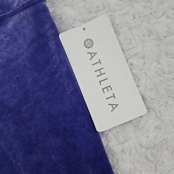 NWT Athleta Size Medium Elation purple velvet tight #467925 - Picture 6 of 9